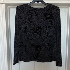 White Stag Black Paisley Long Sleeve Top